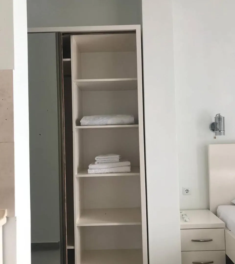 Studio Apartment Batumi 0*,